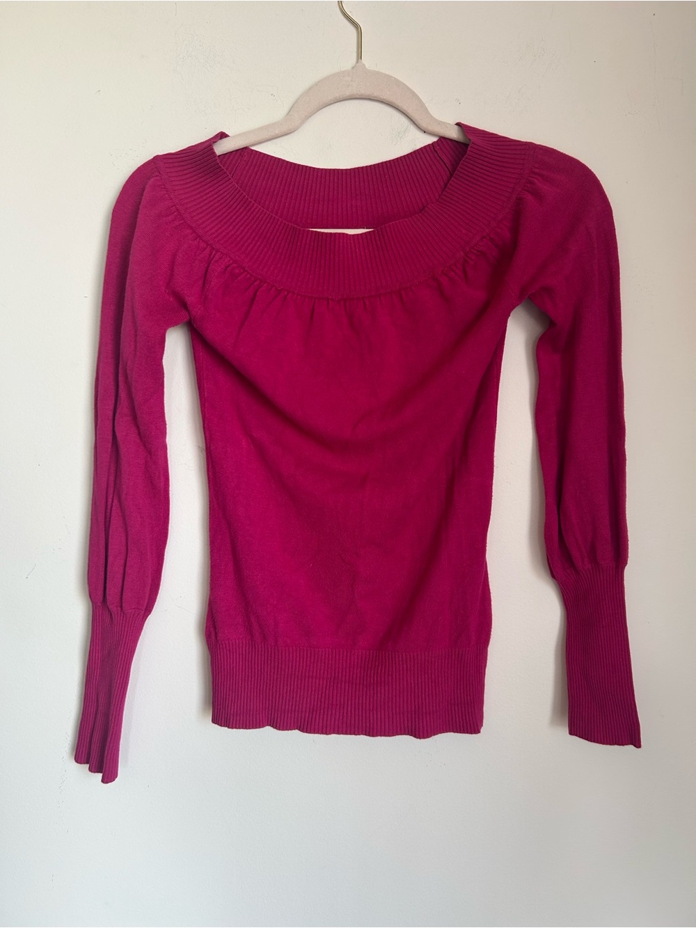 Y2K off shoulder fitted Sweater - Magenta